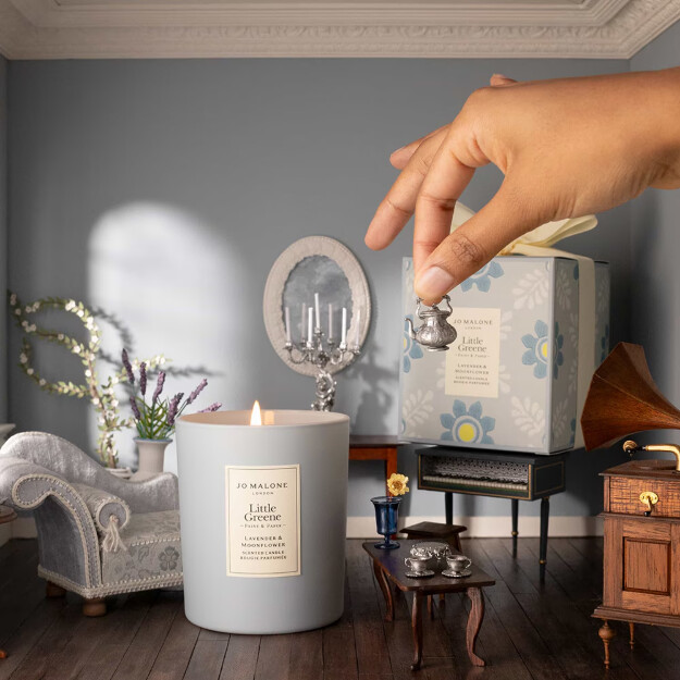 bougie parfumée little greene lavande et fleur de lune