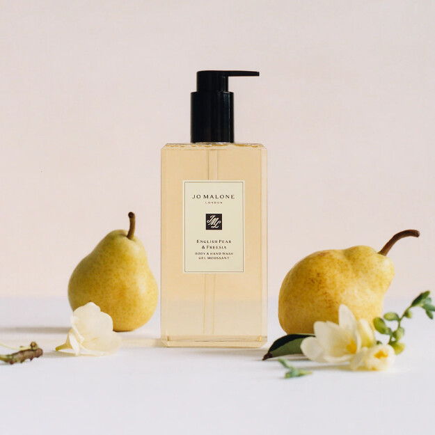 gel douche et mains poire anglaise et freesia